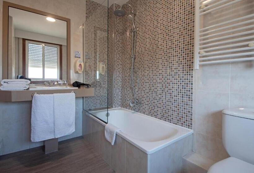 اتاق استاندارد, Carlos 96