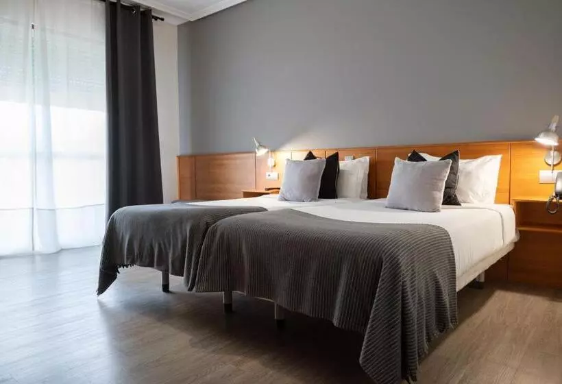 Standardzimmer, Carlos 96