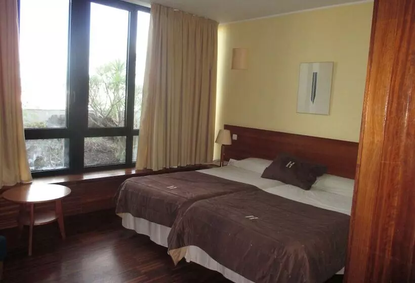 Standard-huone, Escuela Santa Cruz