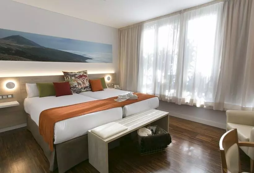 Comfort-huone, Escuela Santa Cruz
