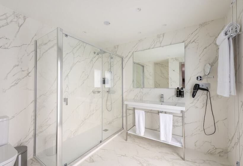 اتاق لوکس, Eurostars Mediterranea Plaza