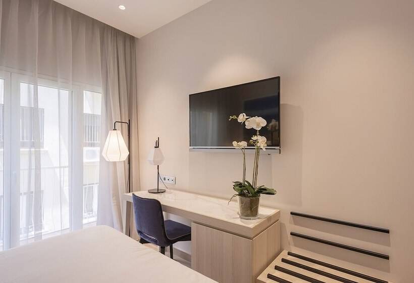 اتاق استاندارد یک نفره, Eurostars Mediterranea Plaza