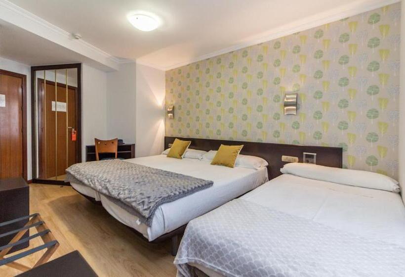 スタンダードトリプルルーム, Gijon