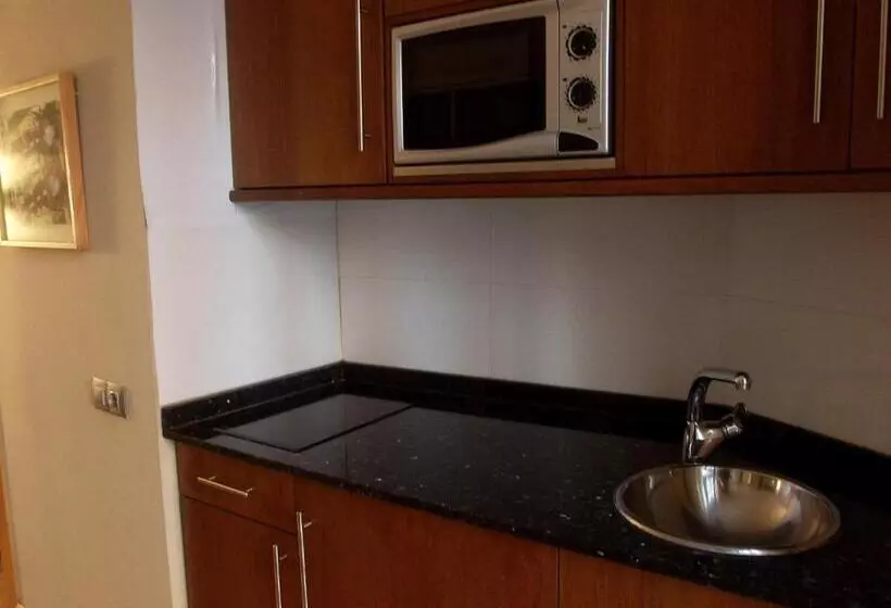 استودیوی استاندارد, Gijon