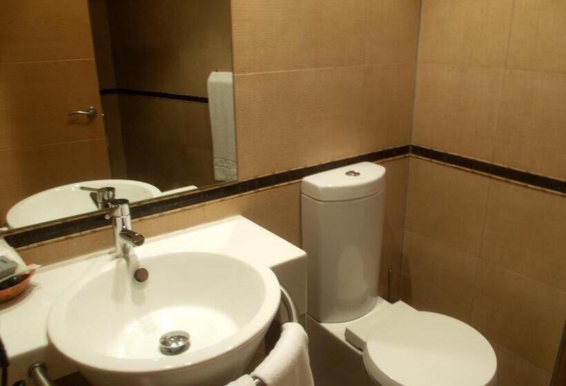 スタンダードスタジオ, Gijon