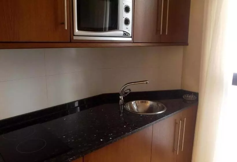 استودیوی استاندارد, Gijon