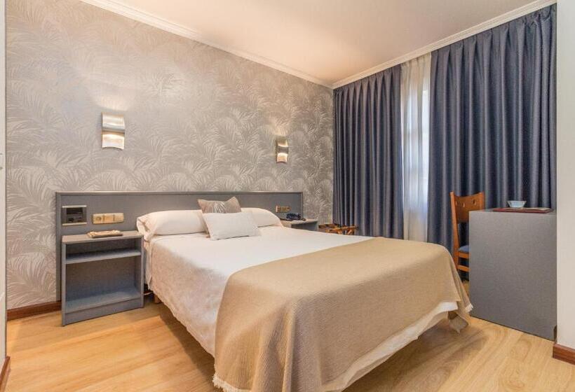 スタンダードシングルルーム, Gijon