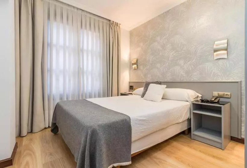 اتاق استاندارد یک نفره, Gijon