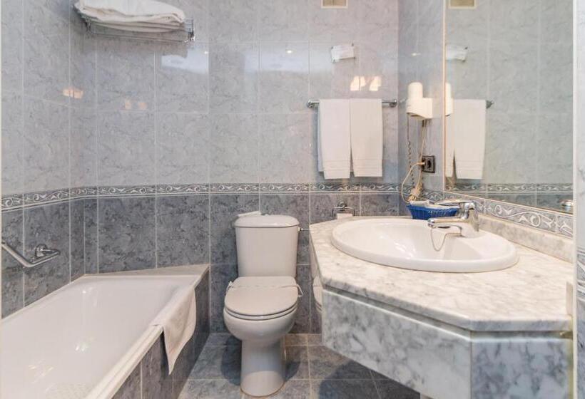 スタンダードシングルルーム, Gijon