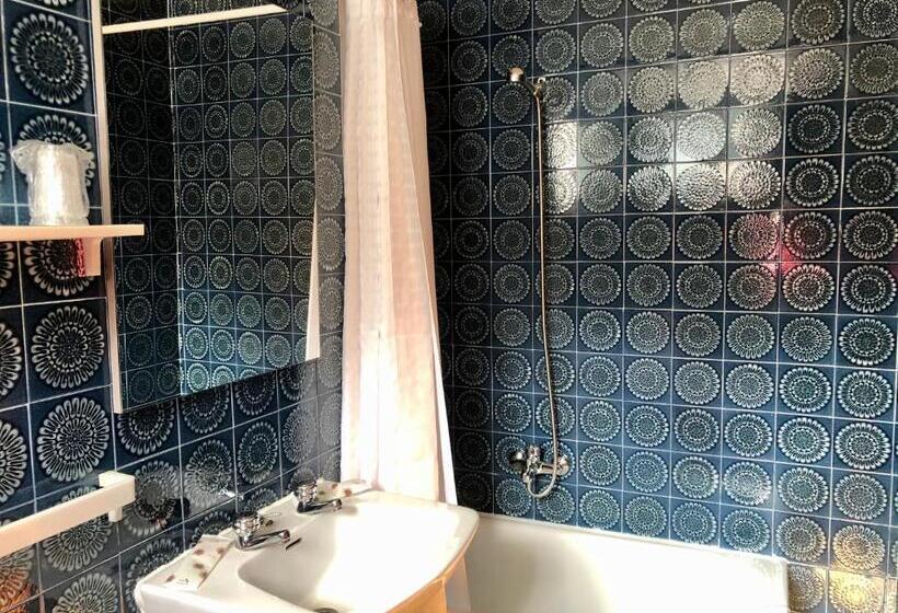 Номер Стандарт, Hostal Pirineos Meliz