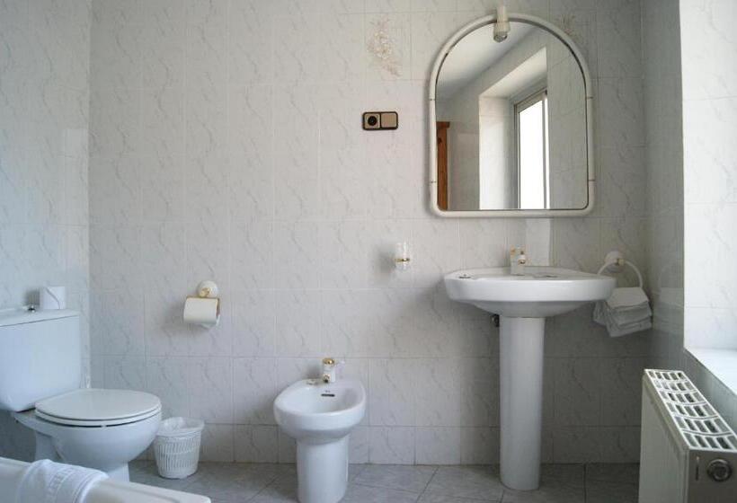 اتاق استاندارد, Hostal Pirineos Meliz