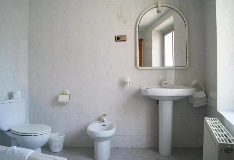 اتاق استاندارد, Hostal Pirineos Meliz