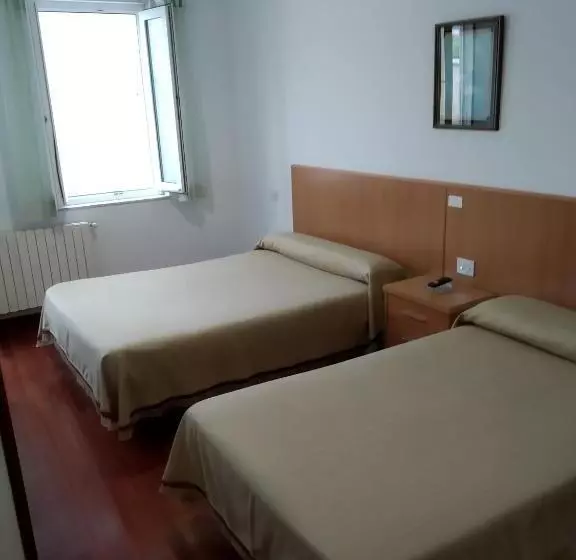 Standard Kolmen Hengen Huone, Hostal Residencia Presidente