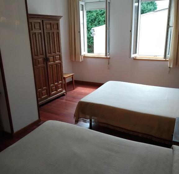 Номер Стандарт Трехместный, Hostal Residencia Presidente