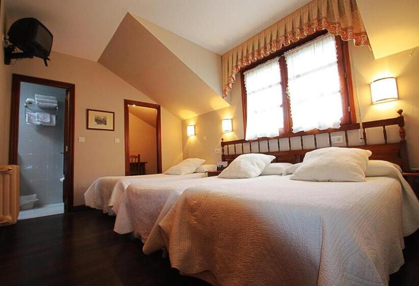 חדר סטנדרט לשלושה, Hostal Restaurante Méndez El Guardia