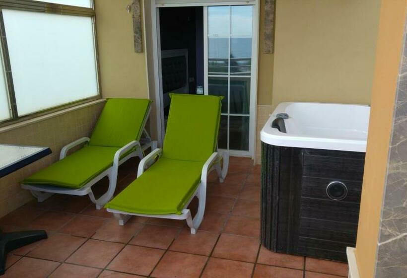 バスタブ付きスーペリアールーム, Miraya Beach