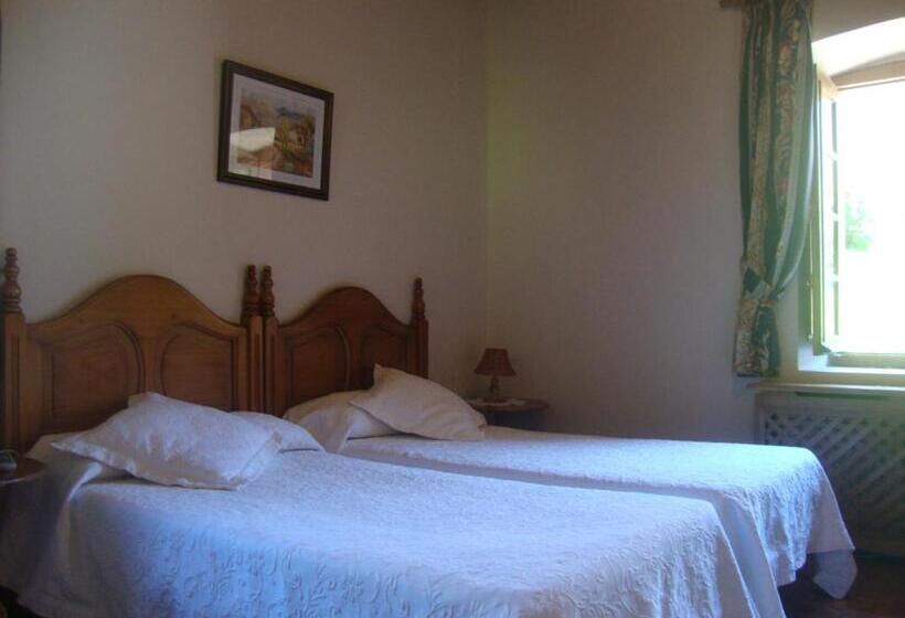 غرفة قياسية, Rural Genestoso