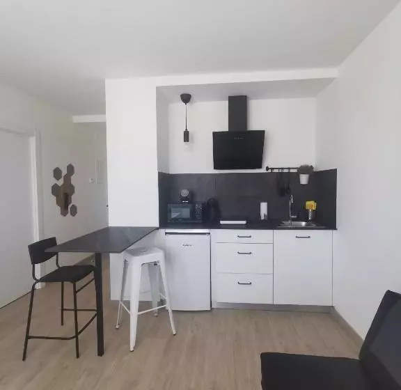 1 Schlafzimmer Apartment, Seijo
