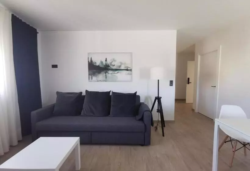 2 Schlafzimmer Apartment, Seijo