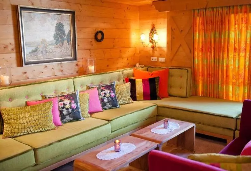 Family flat with balcony, Boutique Hotel Schmelzhof