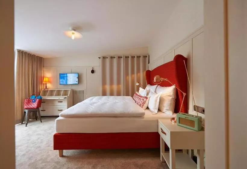 اتاق لوکس با بالکن, Boutique Hotel Schmelzhof