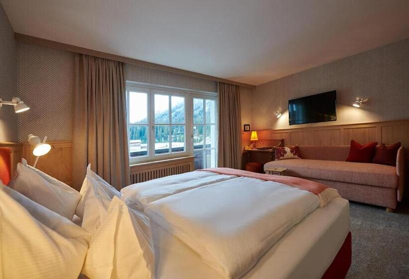 Номер Superior с Балконом, Boutique Hotel Schmelzhof