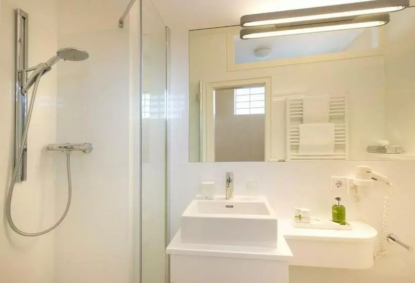 スタンダードシングルルーム, Dermuth Hotels – Hotel Dermuth Pörtschach