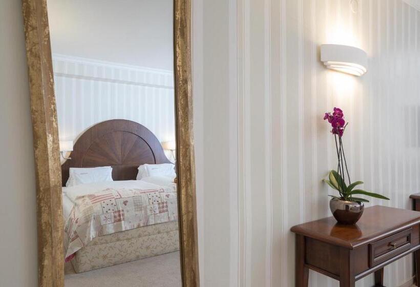 חדר קומפורט, Albona Nova