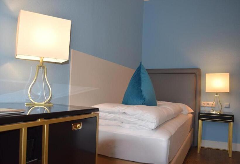 اتاق استاندارد یک نفره, Atel Hotel Lasserhof