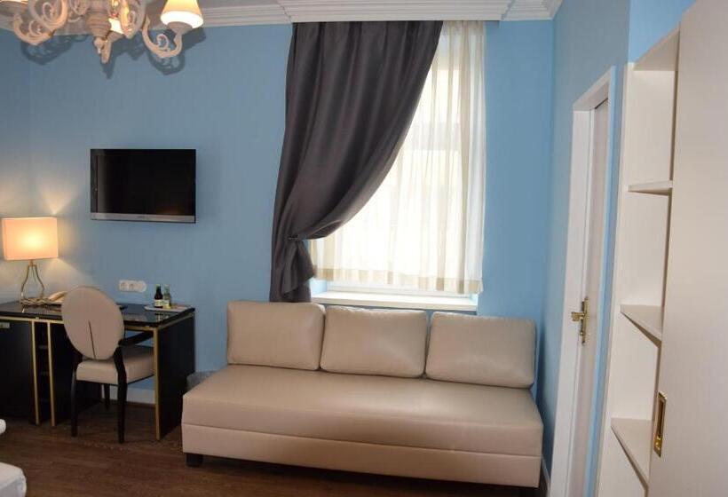 اتاق استاندارد سه نفره, Atel Hotel Lasserhof