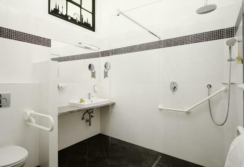 اتاق استاندارد با چشم‌انداز پارک, Boutiquehotel Donauwalzer