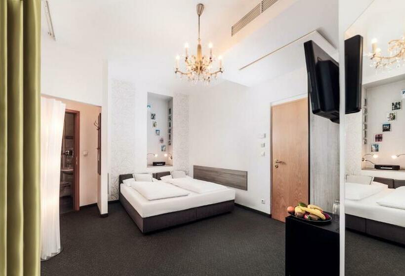 스탠다드 룸 공원 전망, Boutiquehotel Donauwalzer