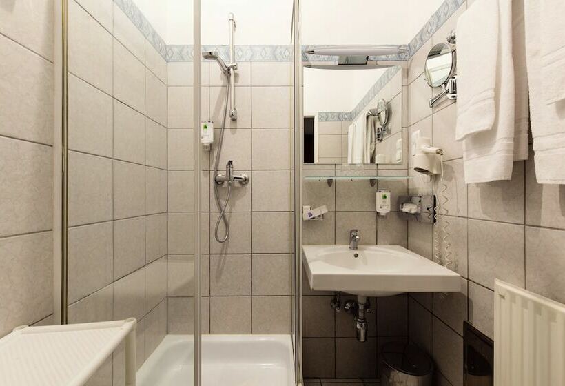 이코노미 룸, Boutiquehotel Donauwalzer