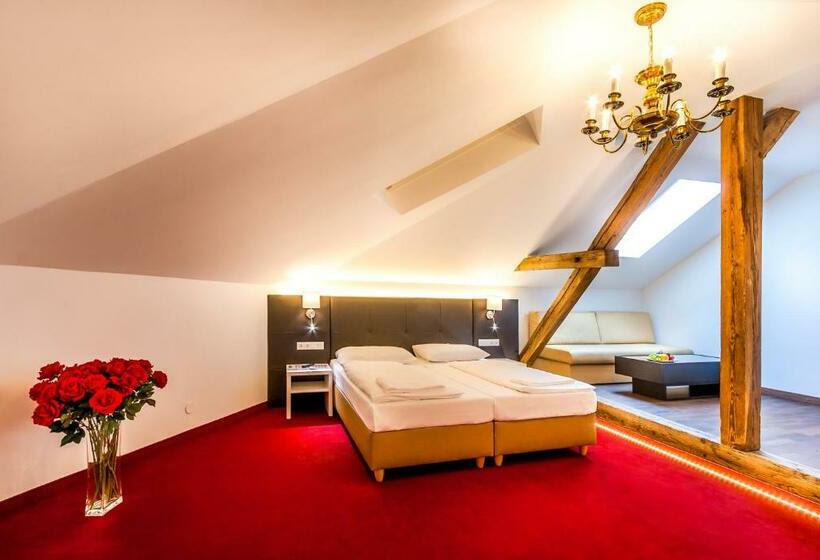 اتاق راحتی سه تخته, Boutiquehotel Donauwalzer