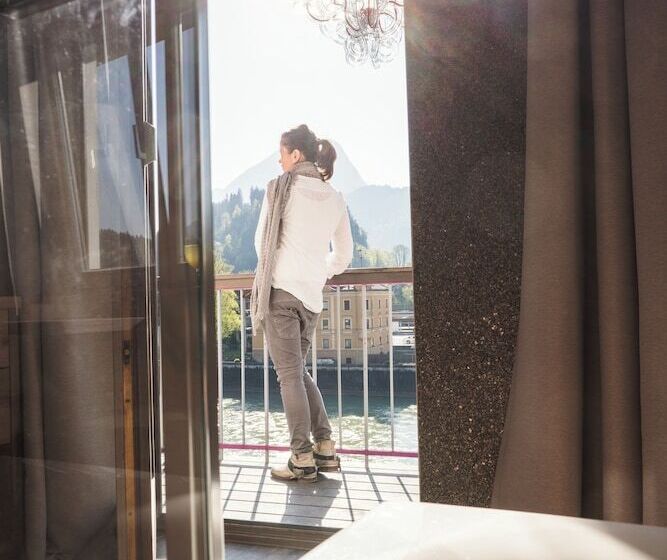 １ベッドルームのデラックスアパートメント, Boutique Hotel Im Auracher Löchl