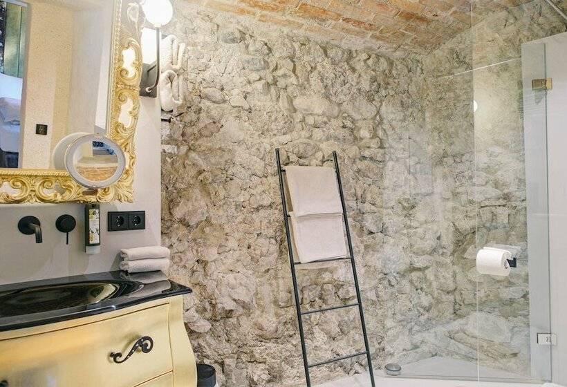 デラックスルーム, Boutique Hotel Im Auracher Löchl