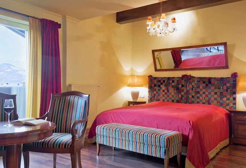 غرفة ديلوكس, Bruggwirt