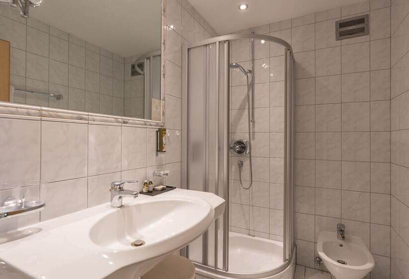 Апартаменты Basic 1 Спальня, Central