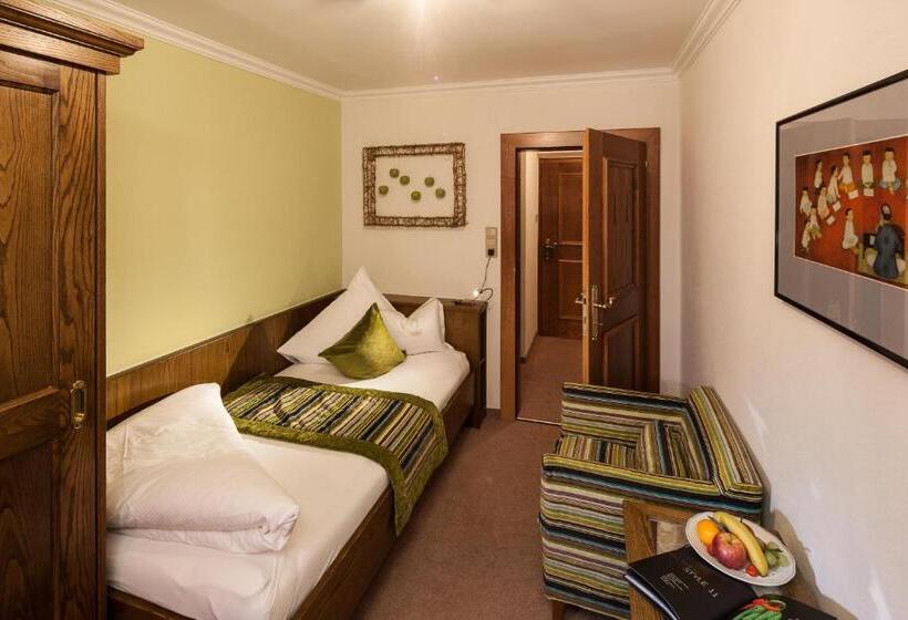 スタンダードシングルルーム, & Chalet Montana