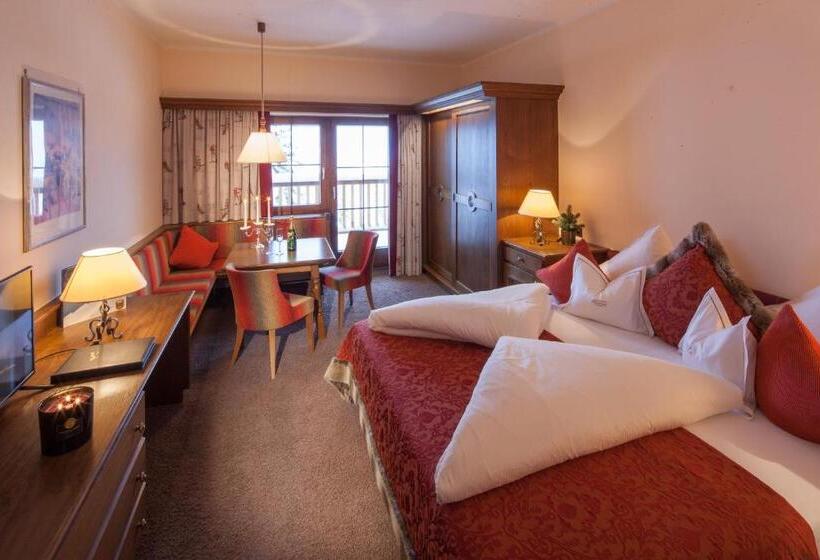 Family Suite, & Chalet Montana
