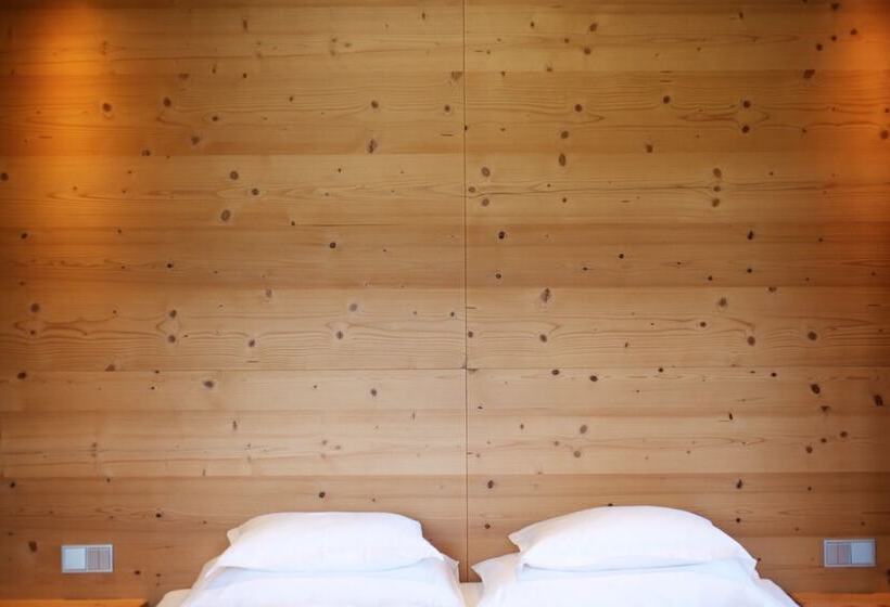 スタンダードルーム, Der Bär