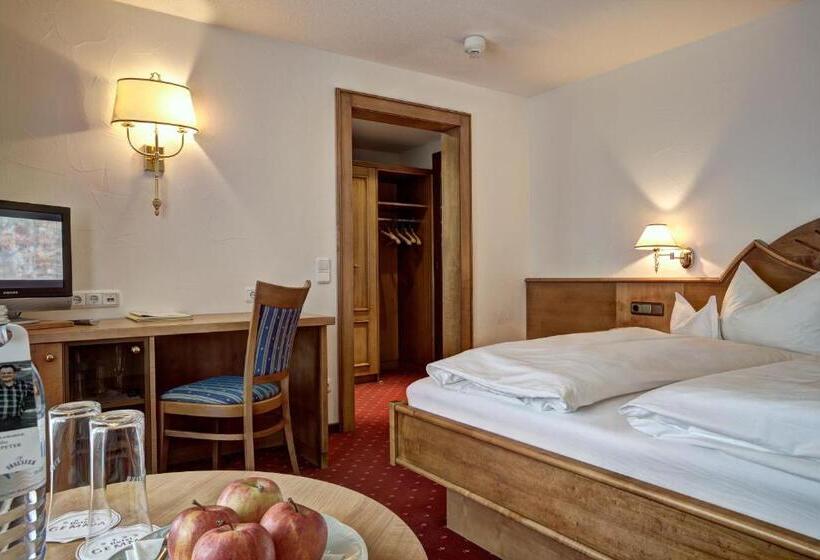 Quarto Estandar, Gemma  Adults Only