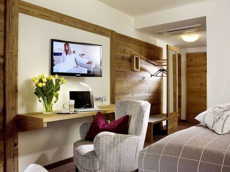 اتاق لوکس, Innsbruck