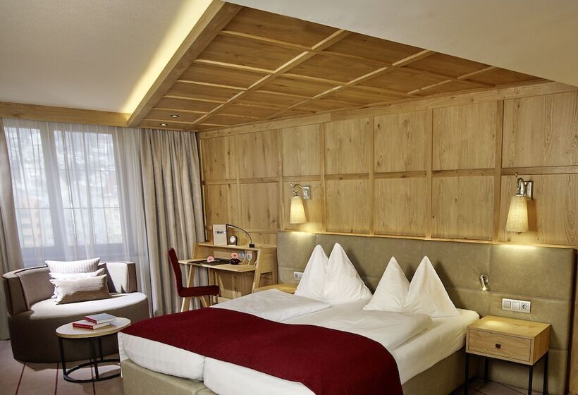 اتاق سوپریور, Innsbruck