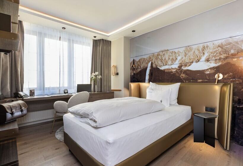 اتاق استاندارد یک نفره, Innsbruck