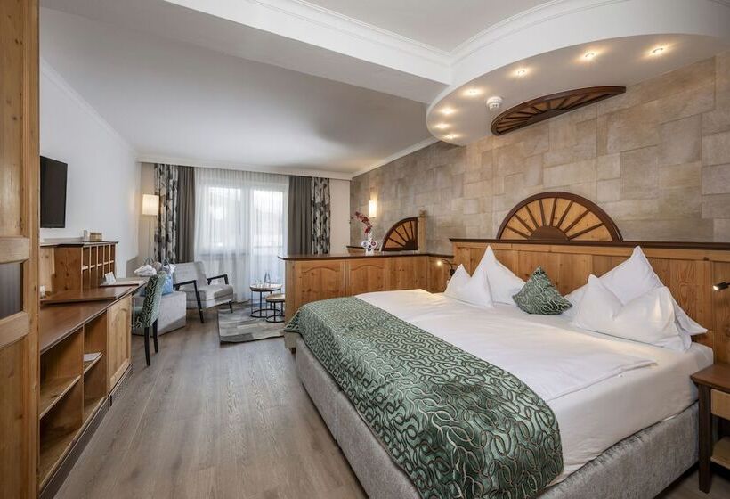 经典小型套房, Kendler