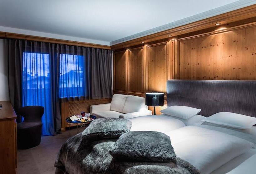 クラシックルーム, Madlein