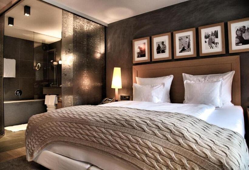 デラックスの４人部屋, Madlein