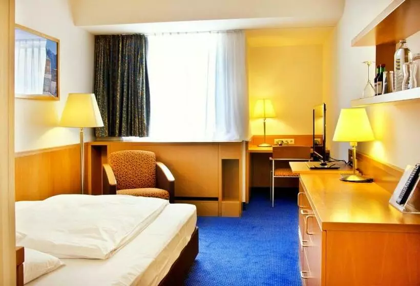 اتاق استاندارد یک نفره, Strudlhof Vienna