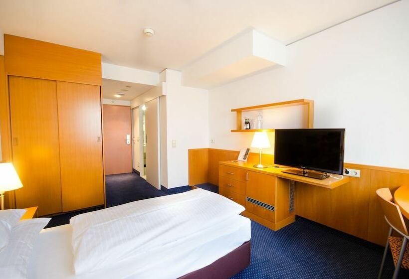 标准单人间, Strudlhof Vienna